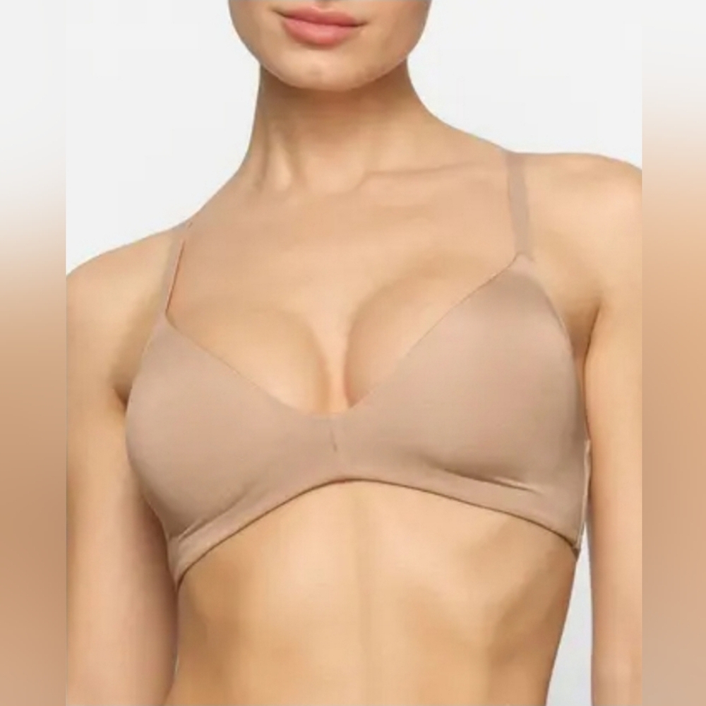 Skims Wireless Form T-SHIRT DEMI BRA  Clay Tan Size 34DDD NWT